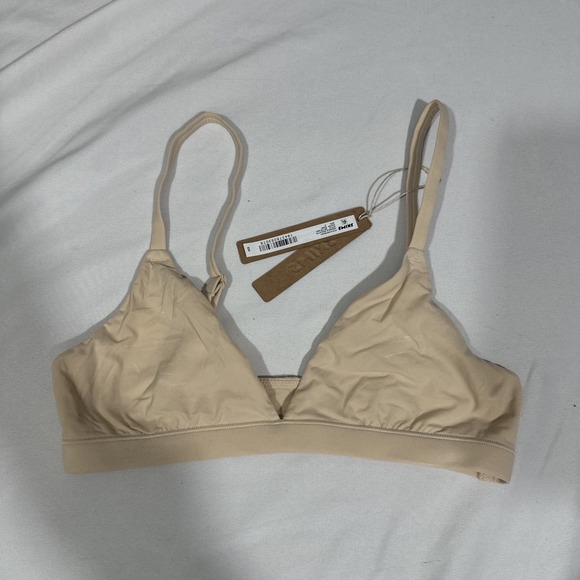 NWT $34 Skims [ Small ] Fits Everybody Bralette in Sand Nude #7087 - Picture 3 of 9